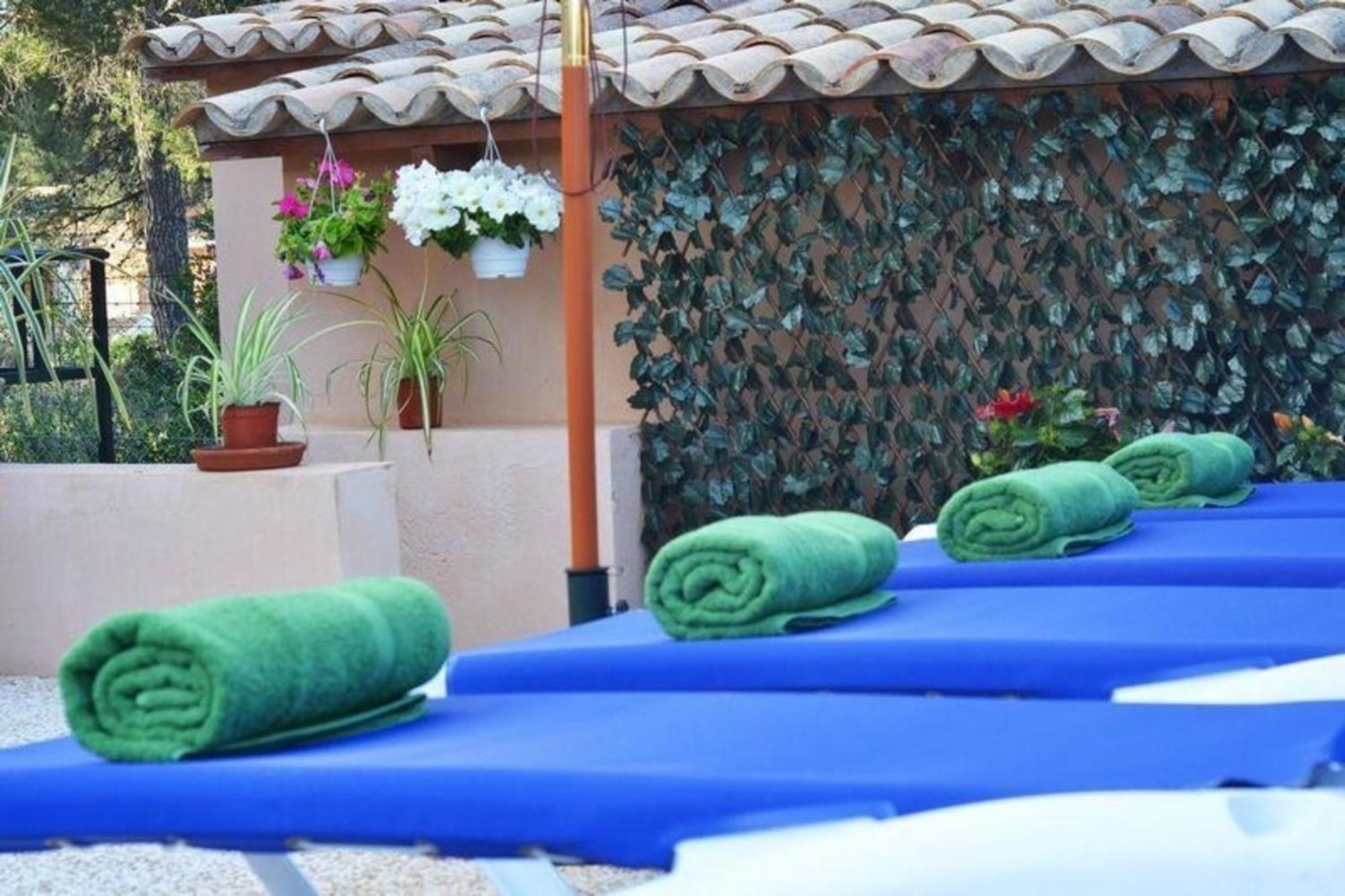 Schoene Mit Pool Und Garten El Toro (Mallorca)